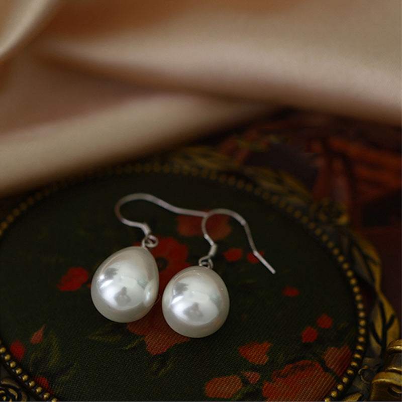 Water Drop Pearl High-grade Graceful Niche Design Earrings
