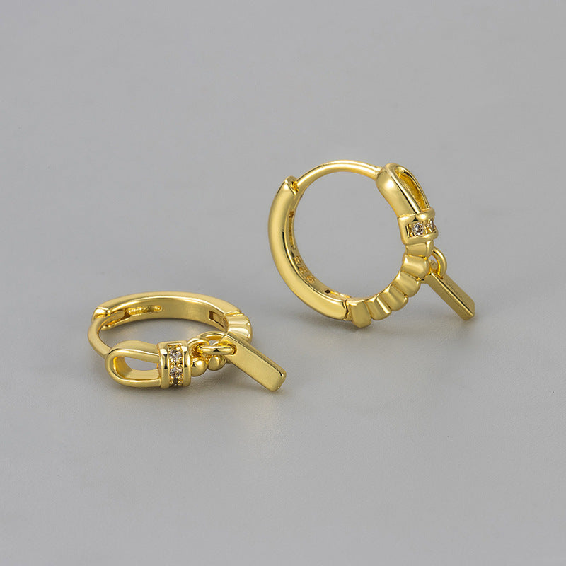 Women's Small Square Niche Design Refined Grace Ear Buckle