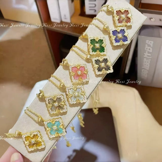 Women's Edition Opera Four-leaf Clover Gold-plated Fritillary Pendants