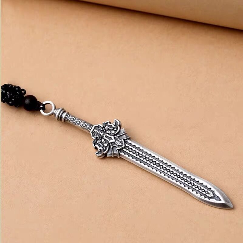 Men's Personality Retro Ethnic Style Bearing Sier Pendants