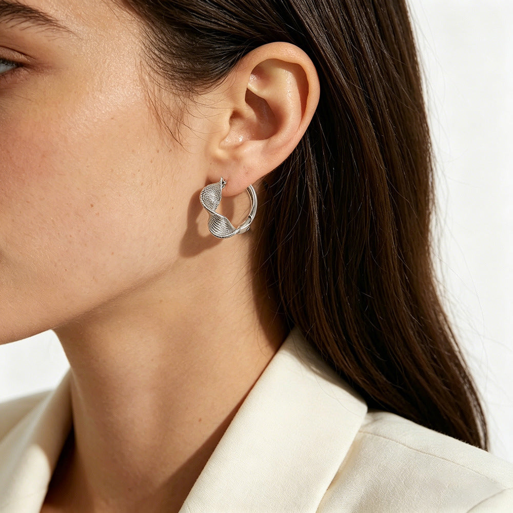 Simple Geometric Ellipse Clip Vintage Light Luxury High-grade Niche Ear Buckle