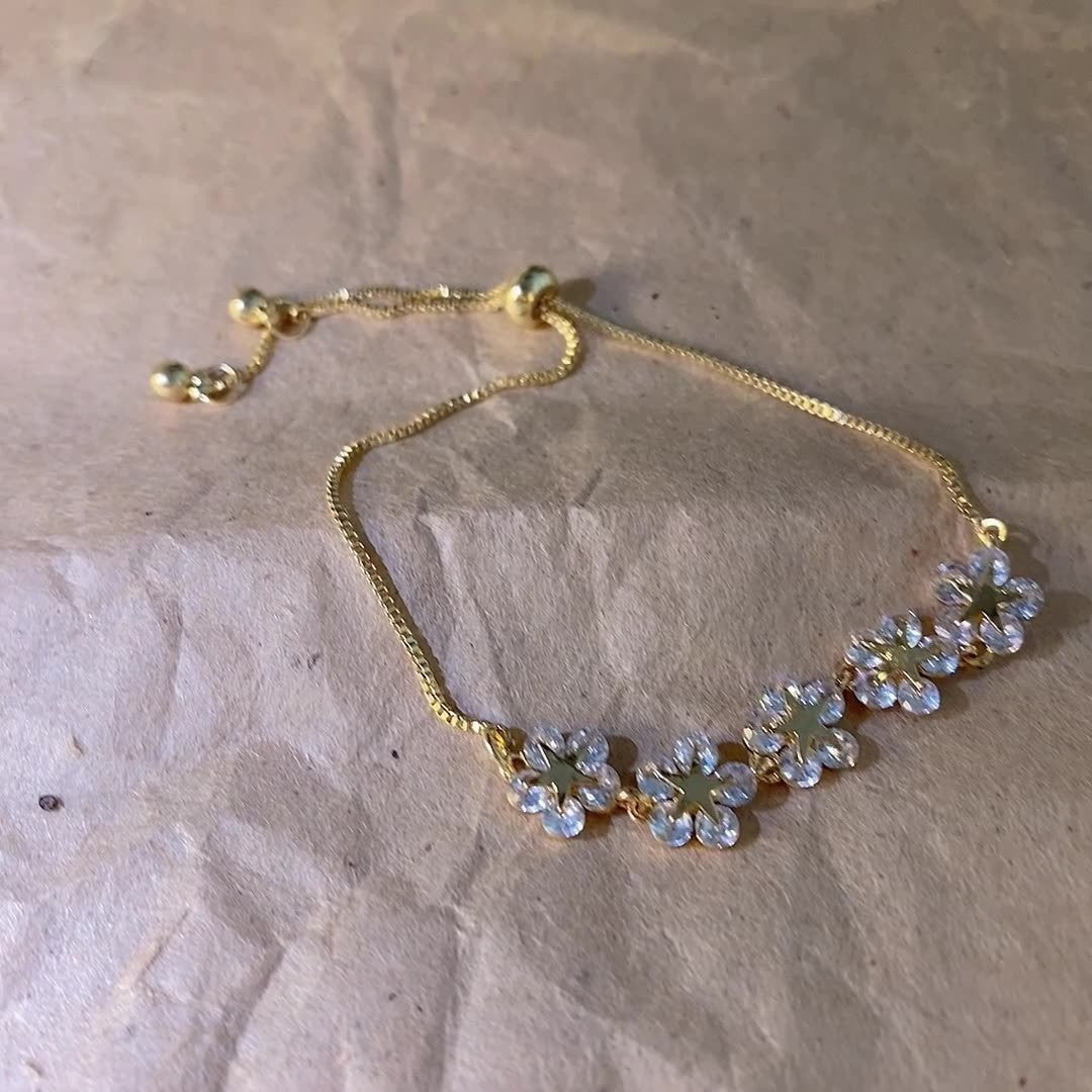 Women's Zircon Flower Korean Style Simple Design Personalized Bracelet