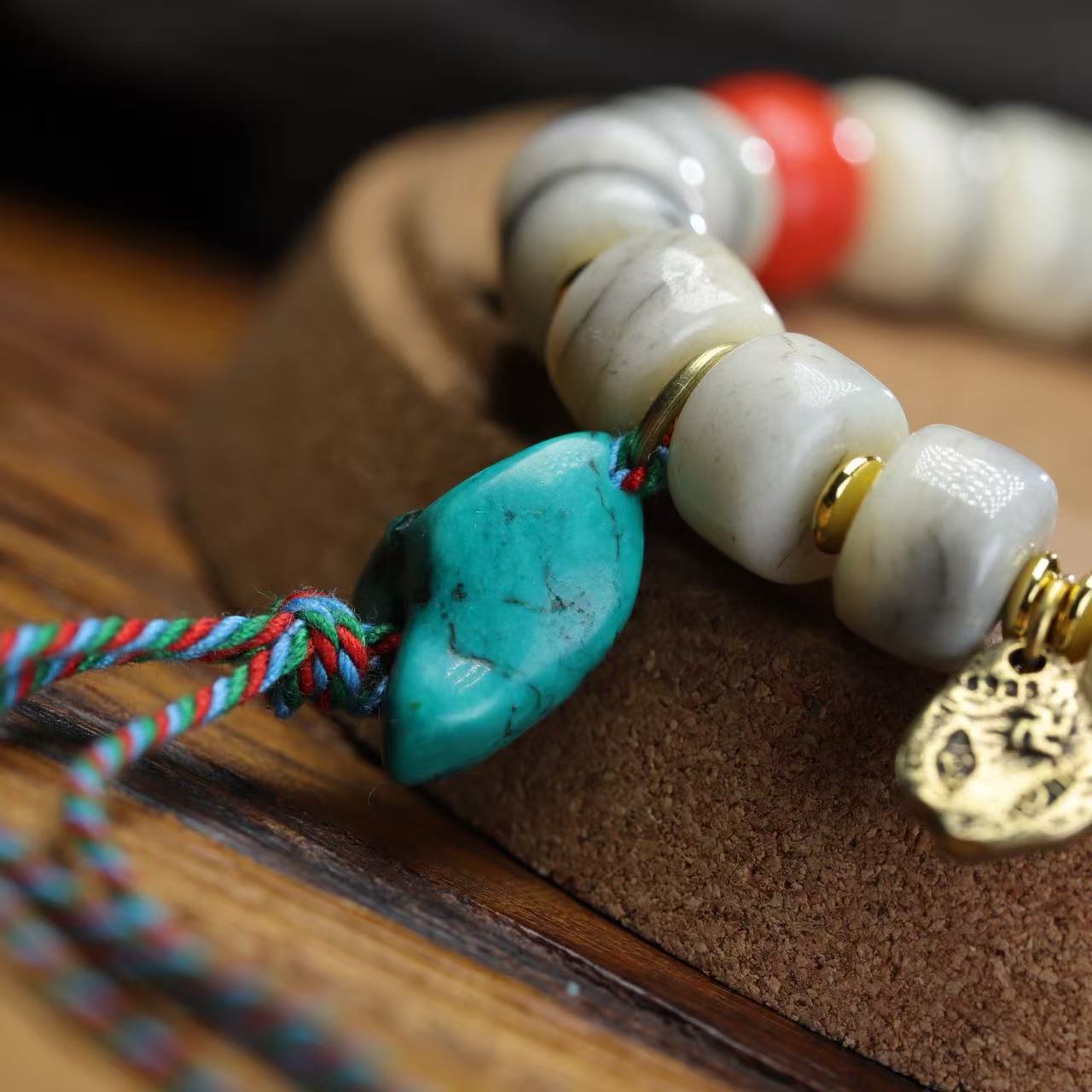 Women's & Men's Tibet Yak Bone Ethnic Style Turquoise Bracelet