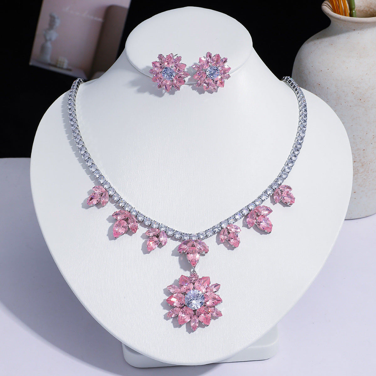 Fashion Trend Zircon Green Butterfly Tassel Necklace