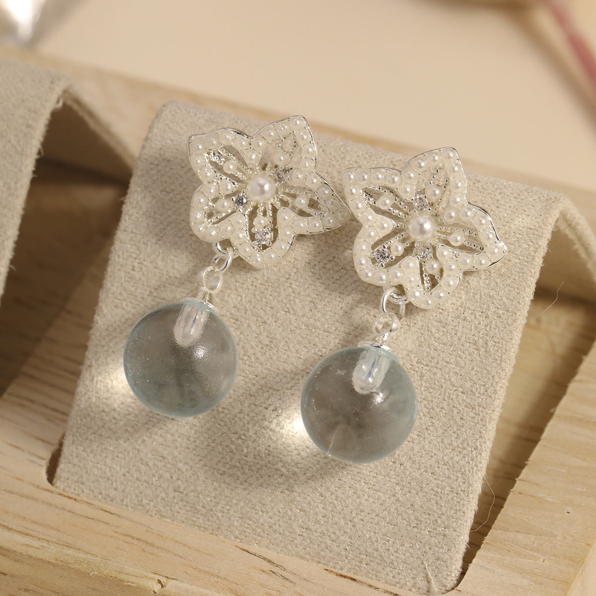 Needle Exquisite Shining Diamond Sweet Pearl Stud Earrings