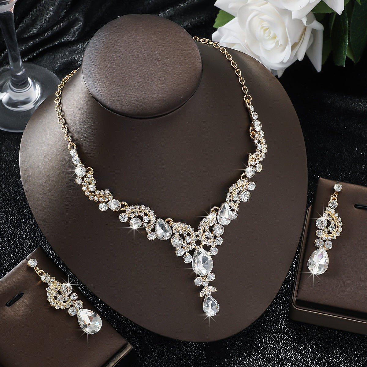 Cool Creative Popular Dress Female Rhinestone Necklaces