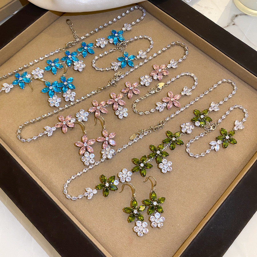 Style Zircon Irregular Flower Light Luxury High-grade Clavicle Chain Fashion Necklaces