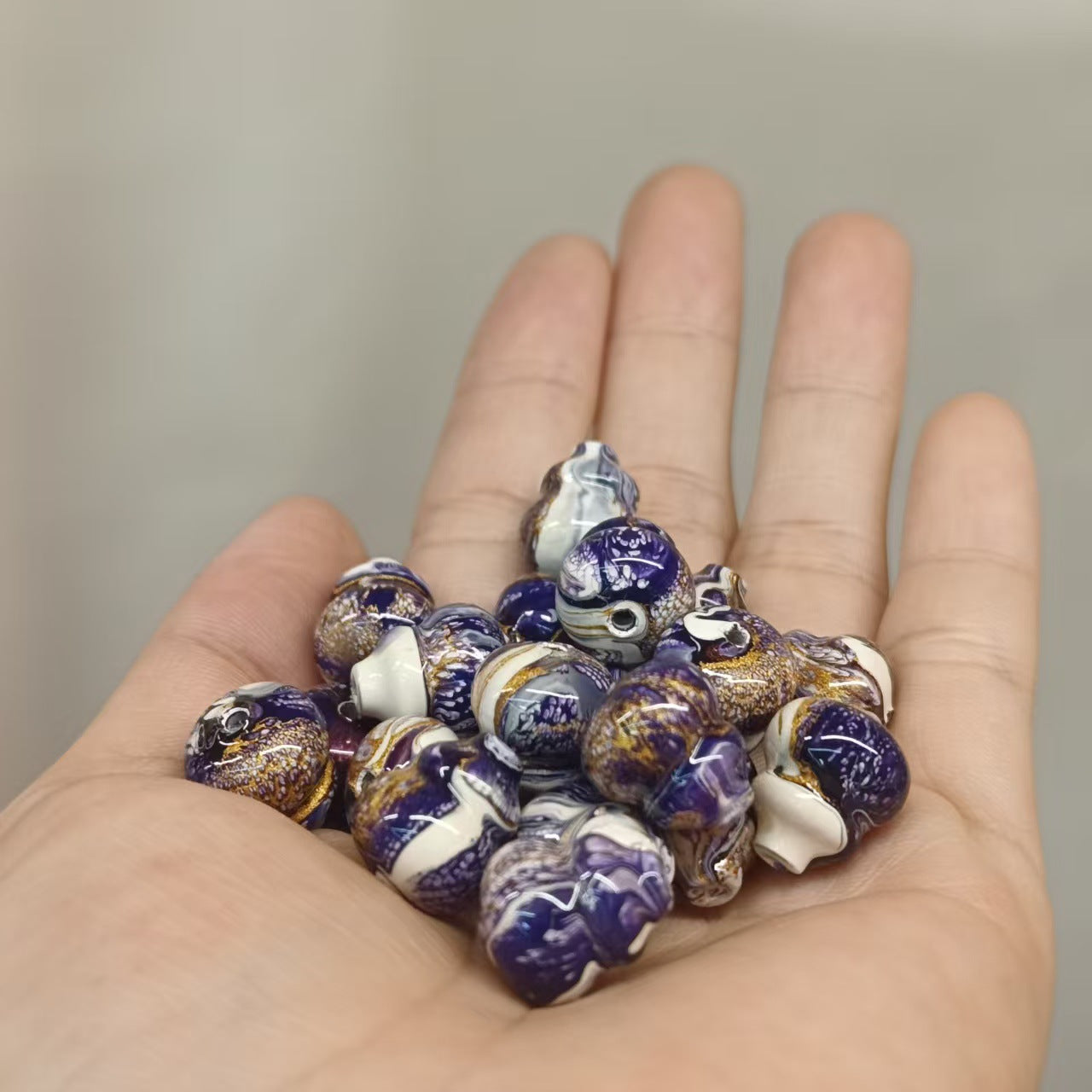 Paint Over Stall Small Commodity Live Bracelets