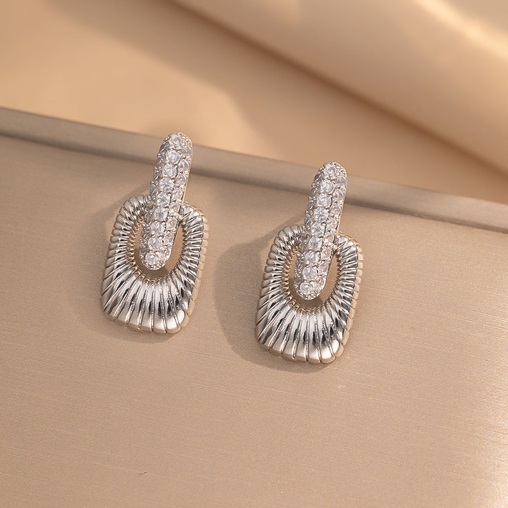 Simple Classic All Match Fashion Zircon Earrings