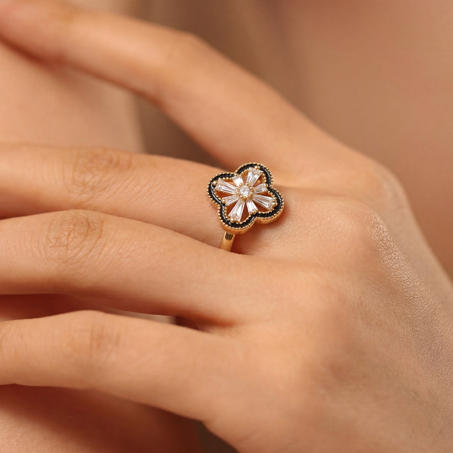 Valentine's Day Gift Flower Zircon Rotatable Ring