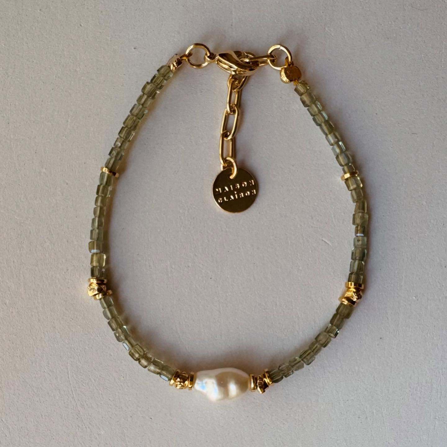Women's Natural Pearl Chain Series Fashionable Necklaces