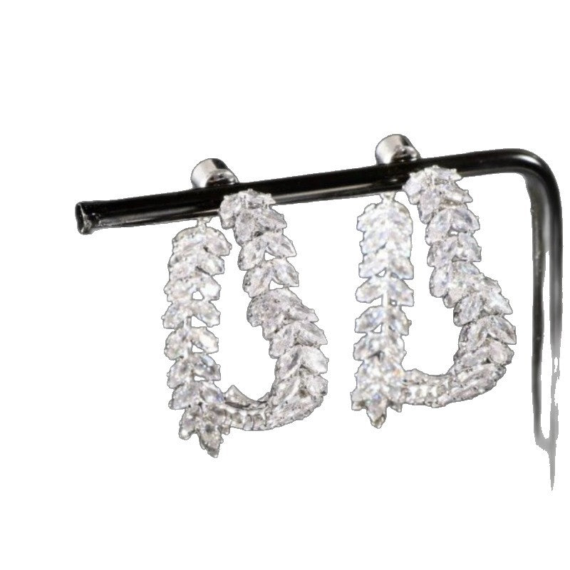 Zirconium Leaves Love Heart Female Niche Exquisite Design Sense Front Stud Earrings