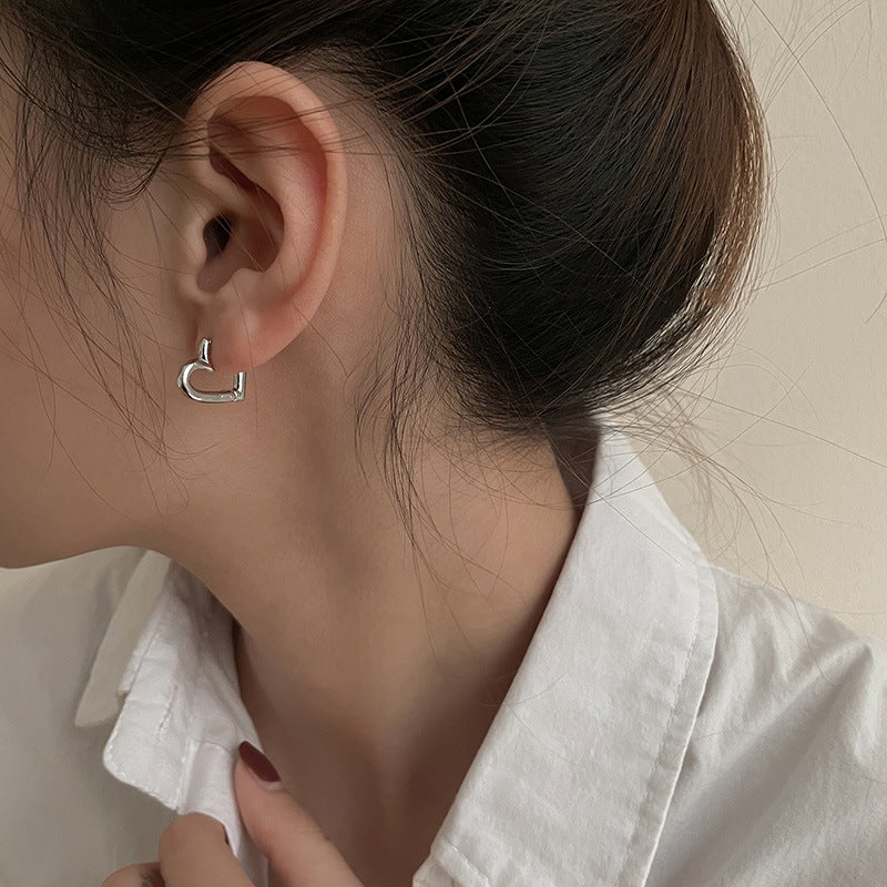 Hollow Heart-shaped Clip Female Temperament Trendy Personality Ear Buckle