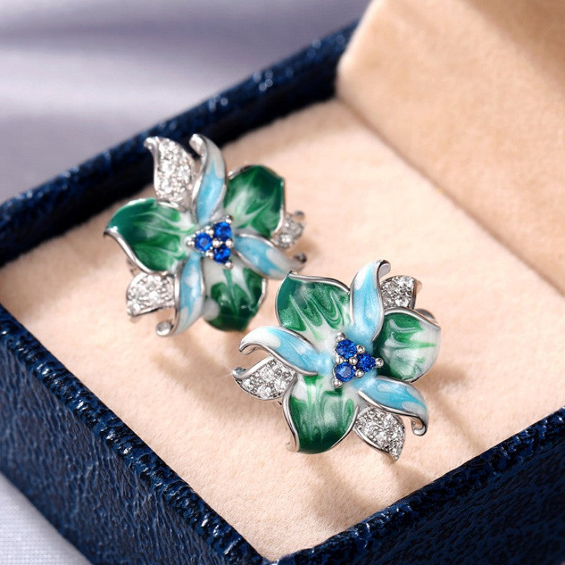 Shi Green Enamel Flower Epoxy Zircon Stud Earrings
