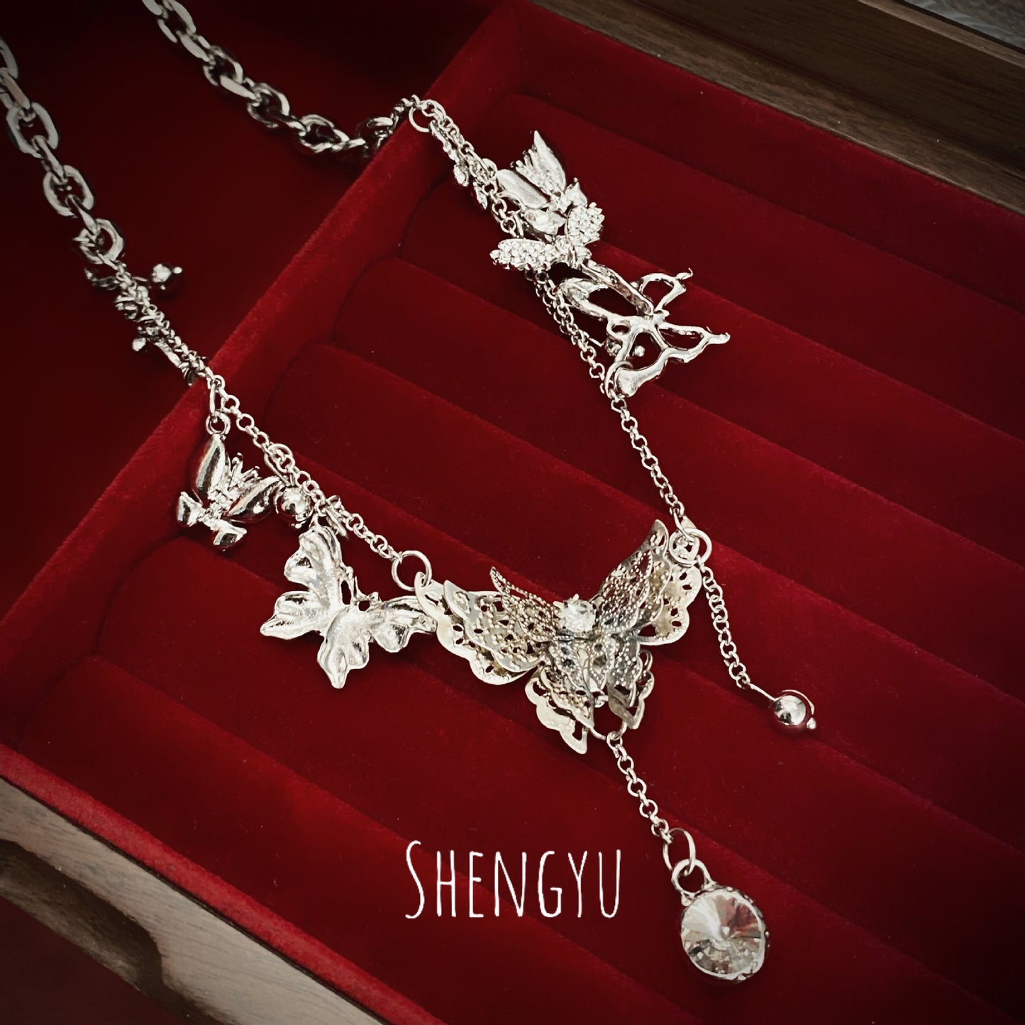 Cool Hot Style Double Layer Butterfly Tassel Light Luxury High Necklaces