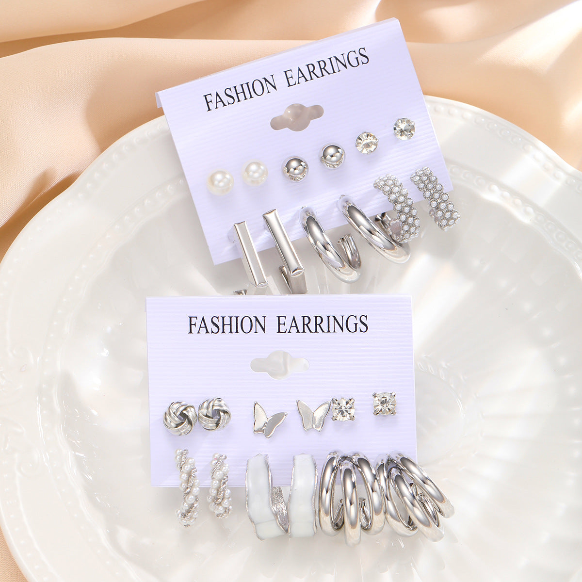 Retro Diamonds Pearl Butterfly Enamel Suit Fashionable Earrings