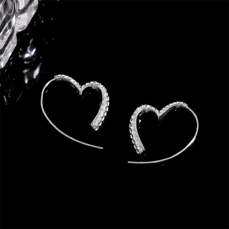 Women's Fully Jeweled Loving Heart Simple Heart-shaped Earrings