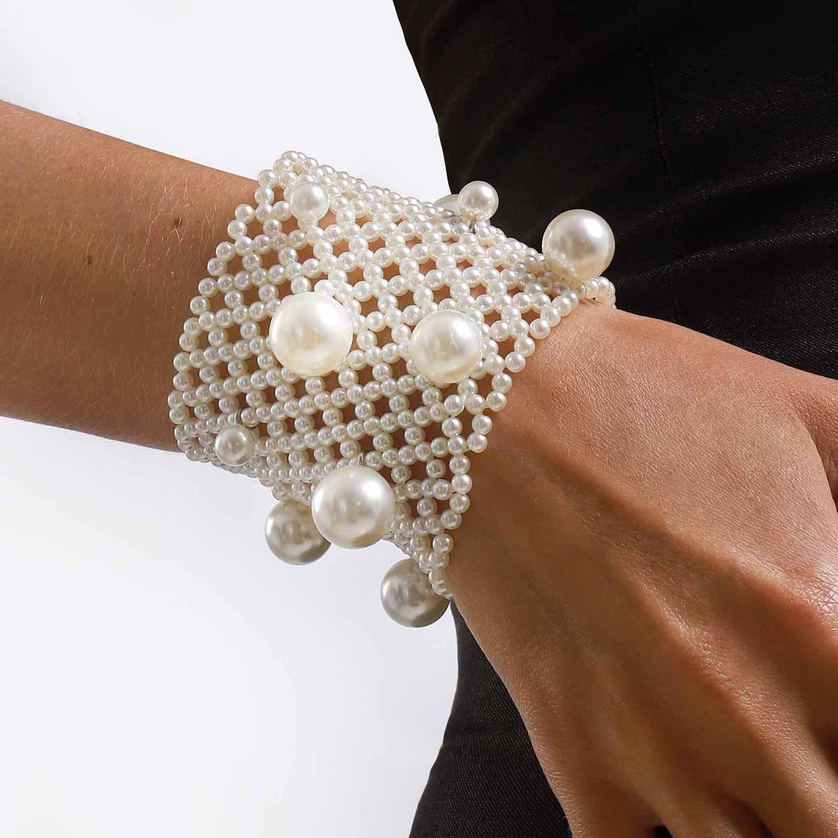Women's Pattern Pearl Elastic Light Luxury Temperament Wide-brimmed Bracelet