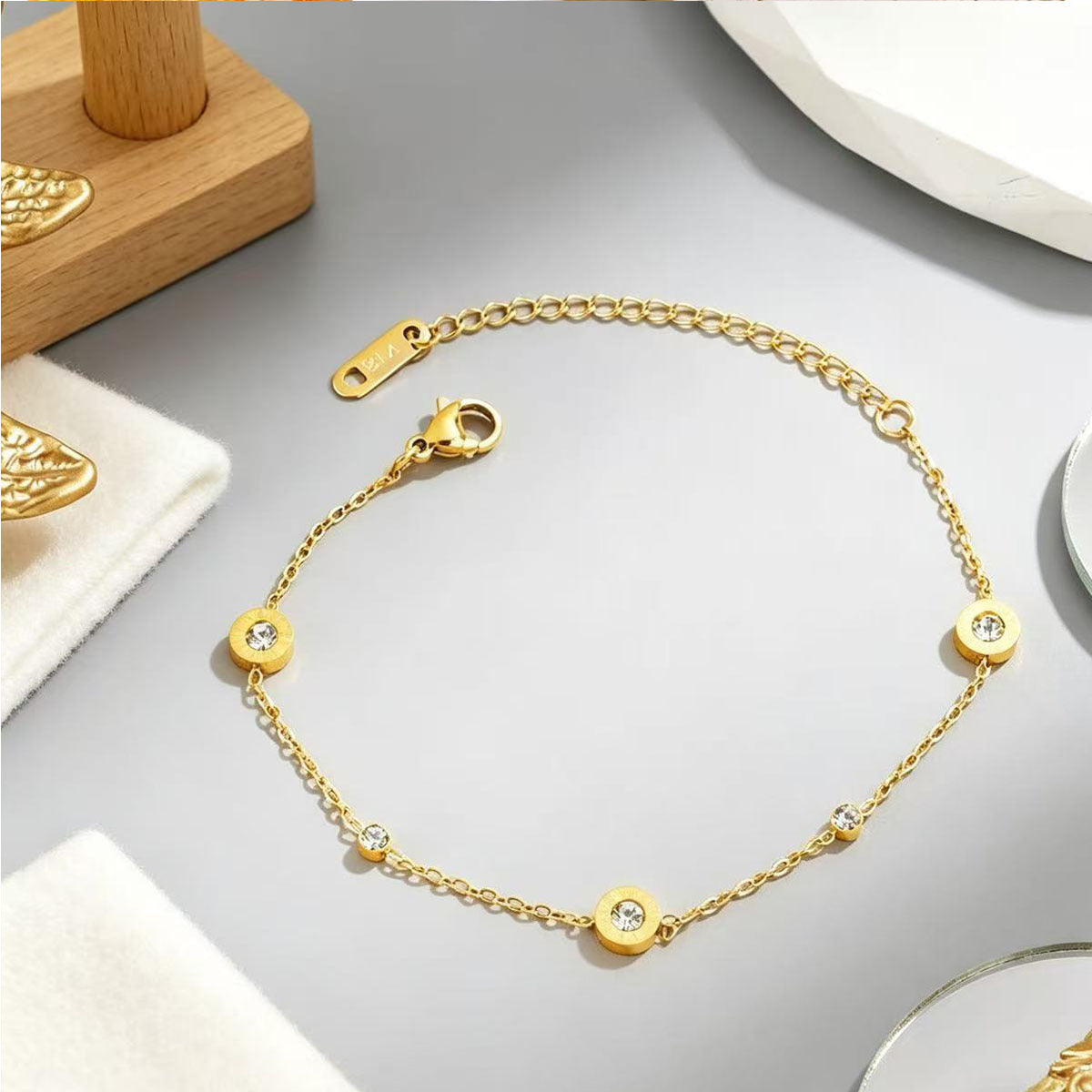 Small Diamond Roman Light Luxury Minority Exquisite Female Girlfriends Simple Bracelets