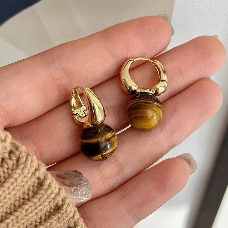 Women's Beads Spring Elegant Niche Design Light Luxury Earrings