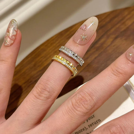 Diamond Plaid Little Finger Half Plain Gold Rings