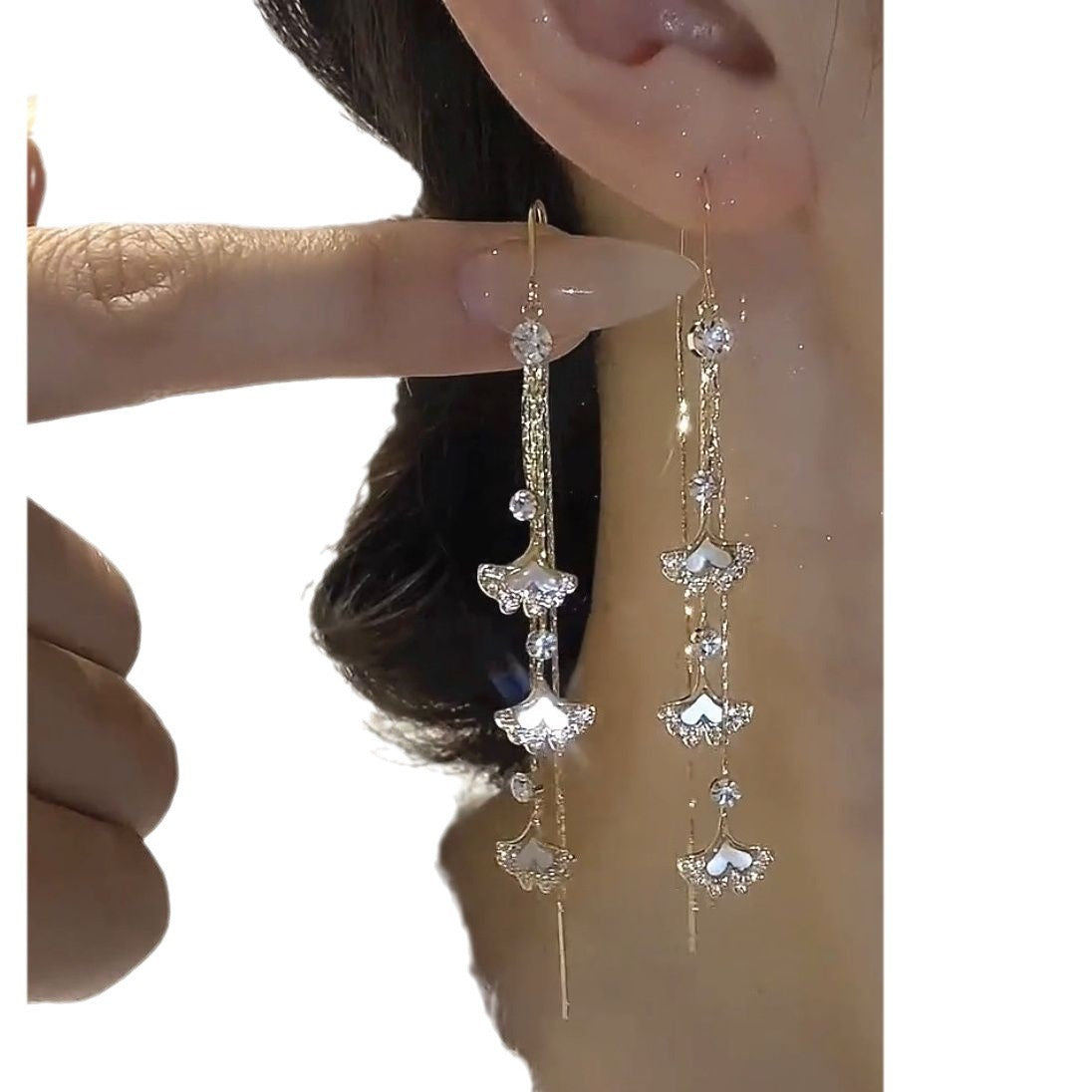 Women's Leaf Tassel Niche Design Long Light Luxury Temperament Gentle Slim Earrings