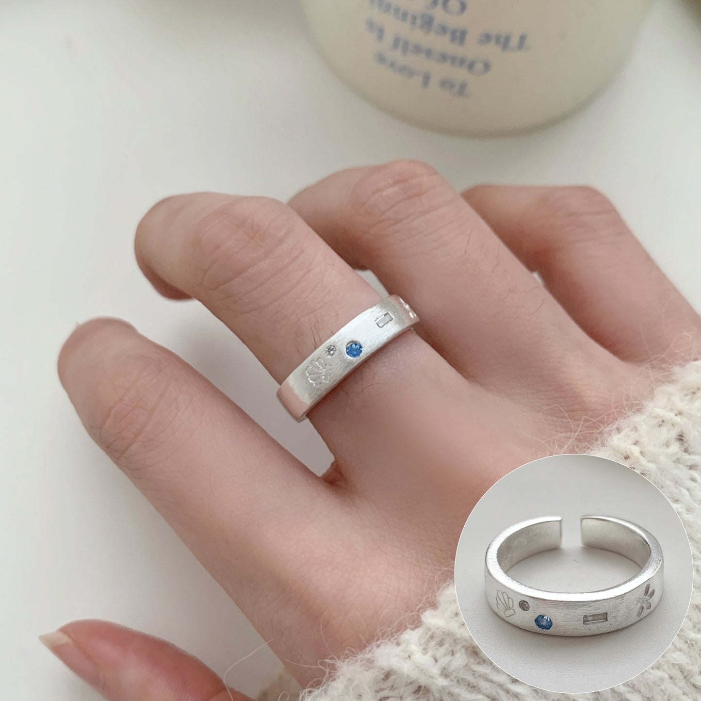 Women's Geometric Fashion Twisted Open-end Personality Hip Rings