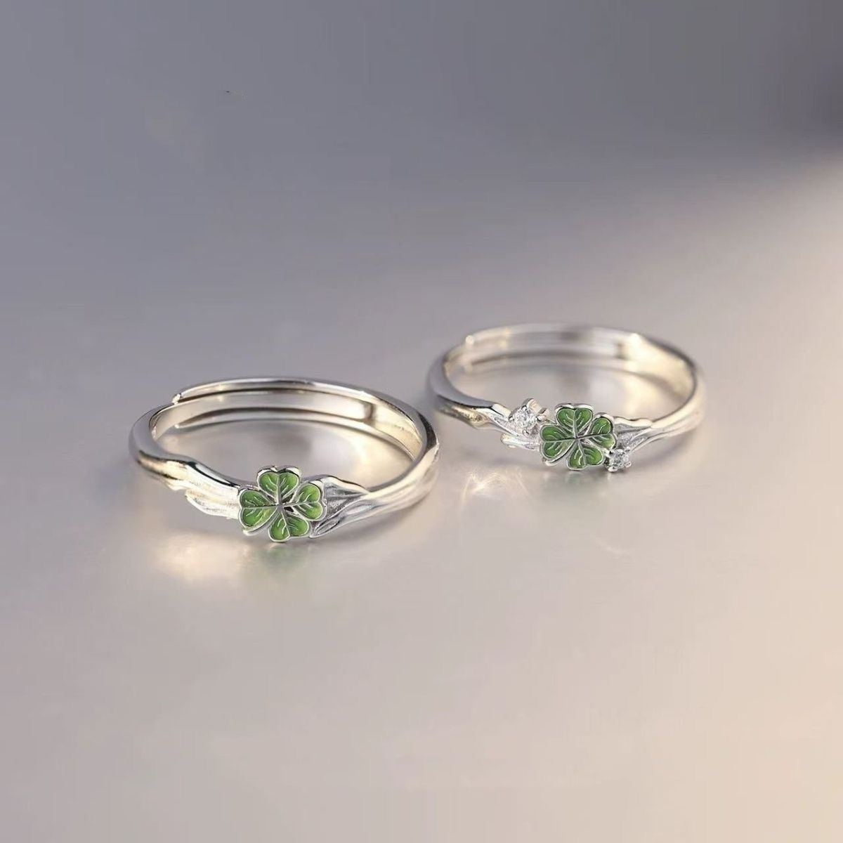 Women's & Men's Four-leaf Clover Couple Design Simple Leaves Open Adjustable Rings