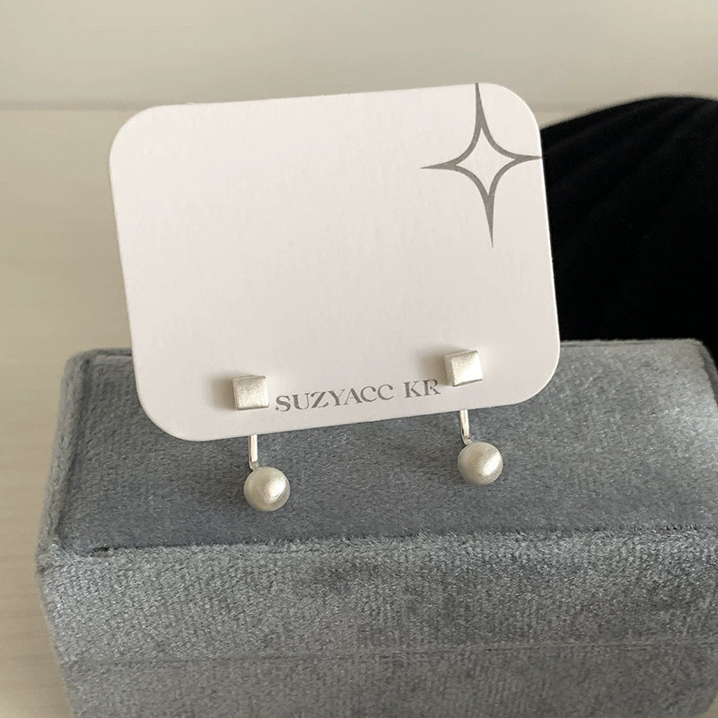 Korean Style Geometric Cube Sugar Pearl Cold Temperament Trend High-grade Earrings