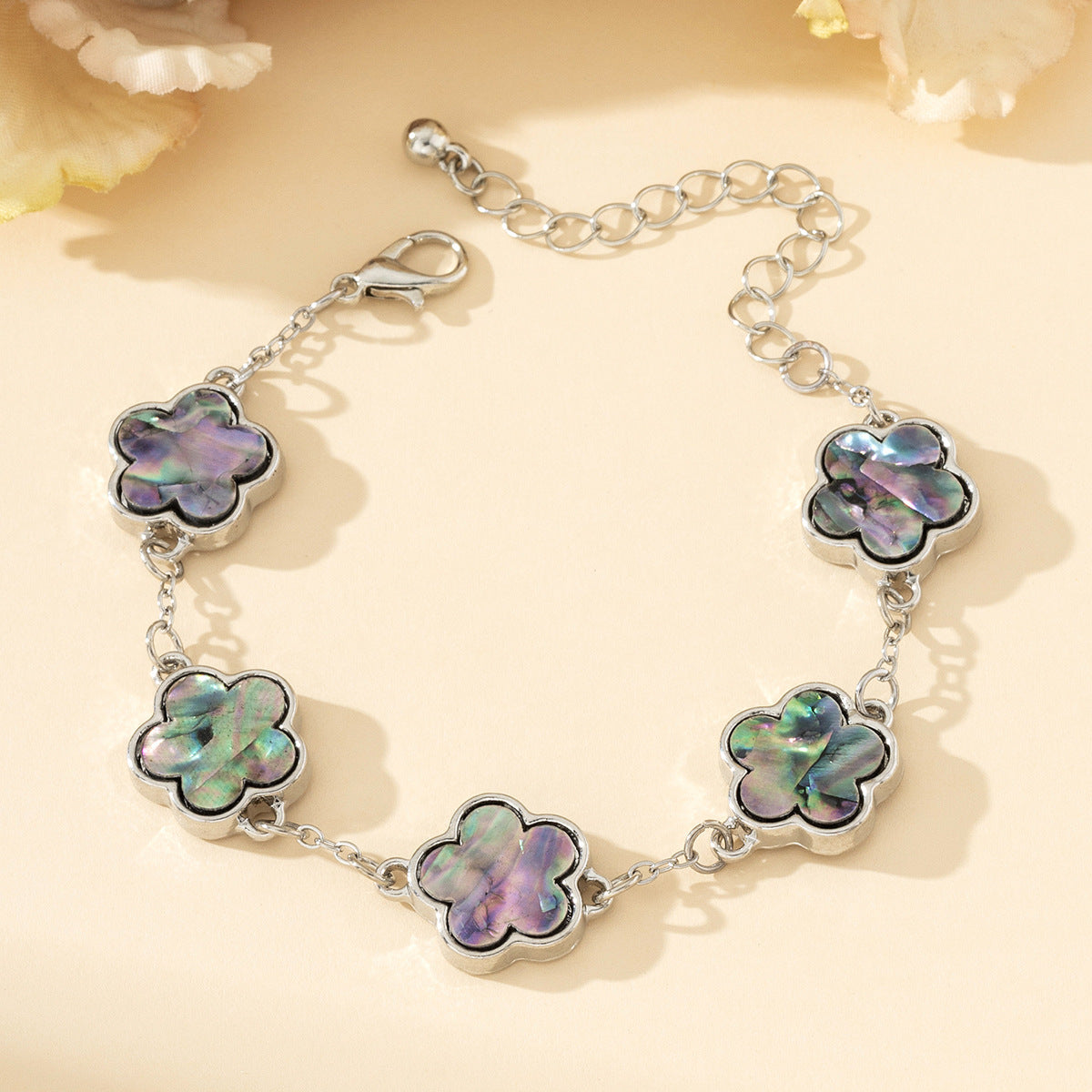 Fashion Elegant Lucky Five Petal Flower Female Bracelet