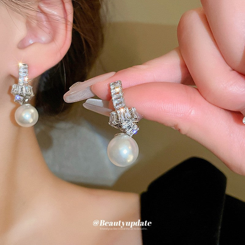 Women's Personality Fashion Trendy Light Luxury High-grade Earrings