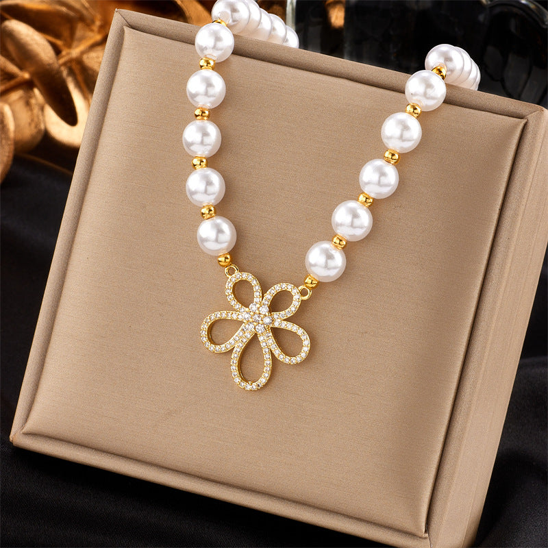 Butterfly Heart Shape With Diamond Flower Eight Necklaces