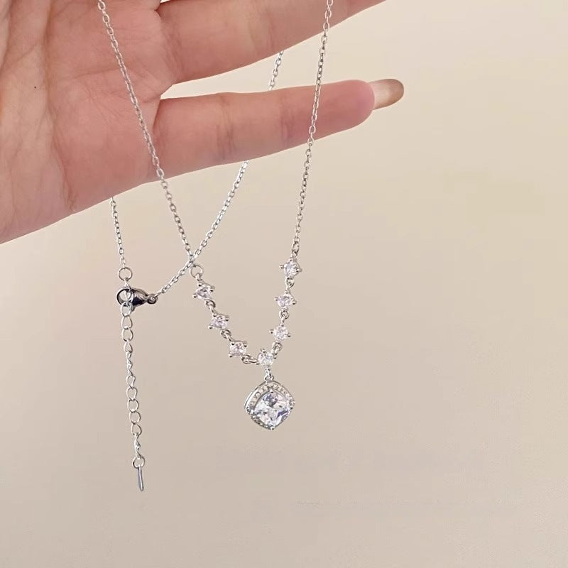 Women's Sier Light Luxury High-grade Design Clavicle Necklaces