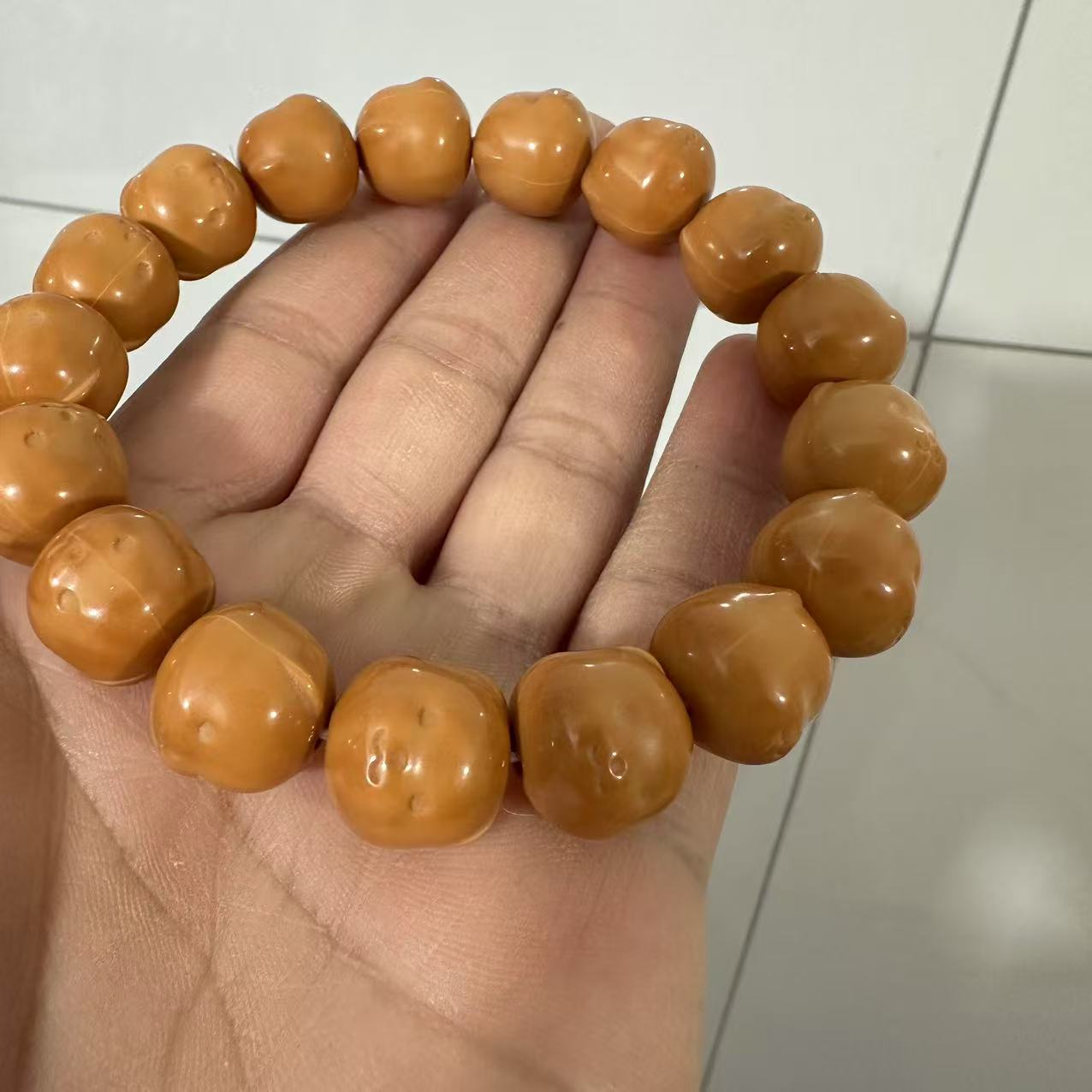 Fart Peach Roll Crisp Gourd Flower Love Shark Back Barrel Bracelet