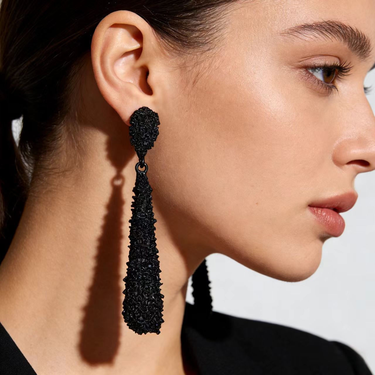 Exaggerated Alloy Frosted Long Eardrops Cold Wind Drop-shaped Stud Earrings