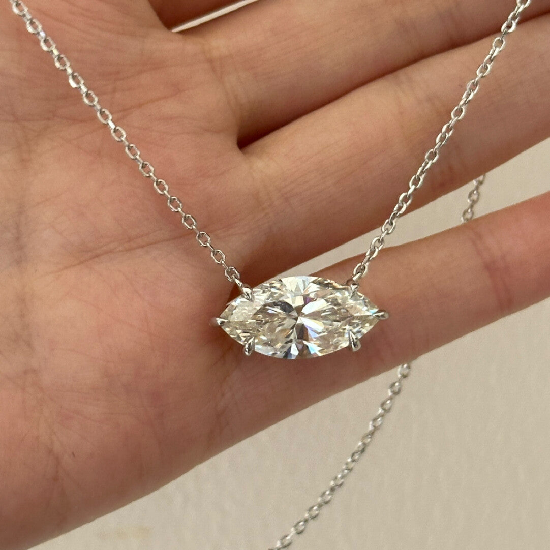 Horizontal Horse Eye Diamond Elegant Static Luxury Necklaces