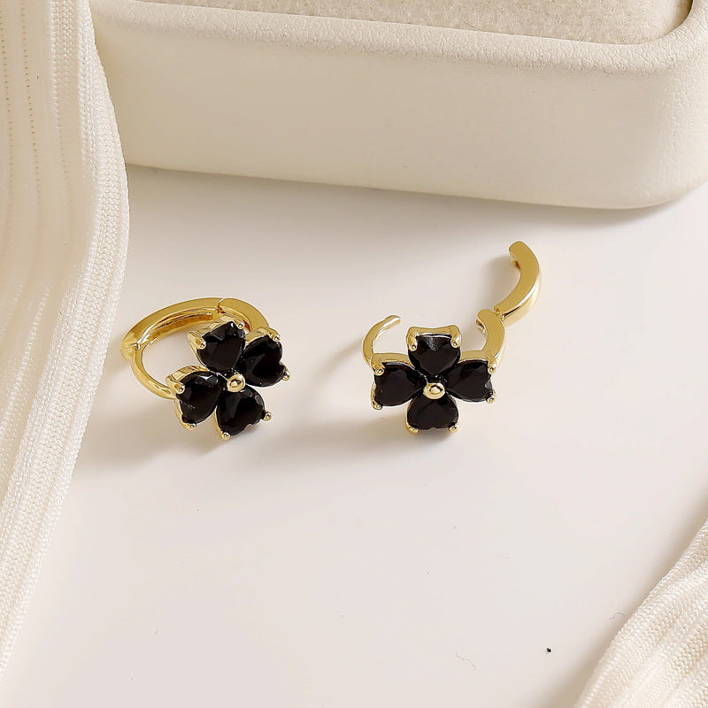 Temperament Black Four-leaf Flower Light Luxury High-grade Earrings