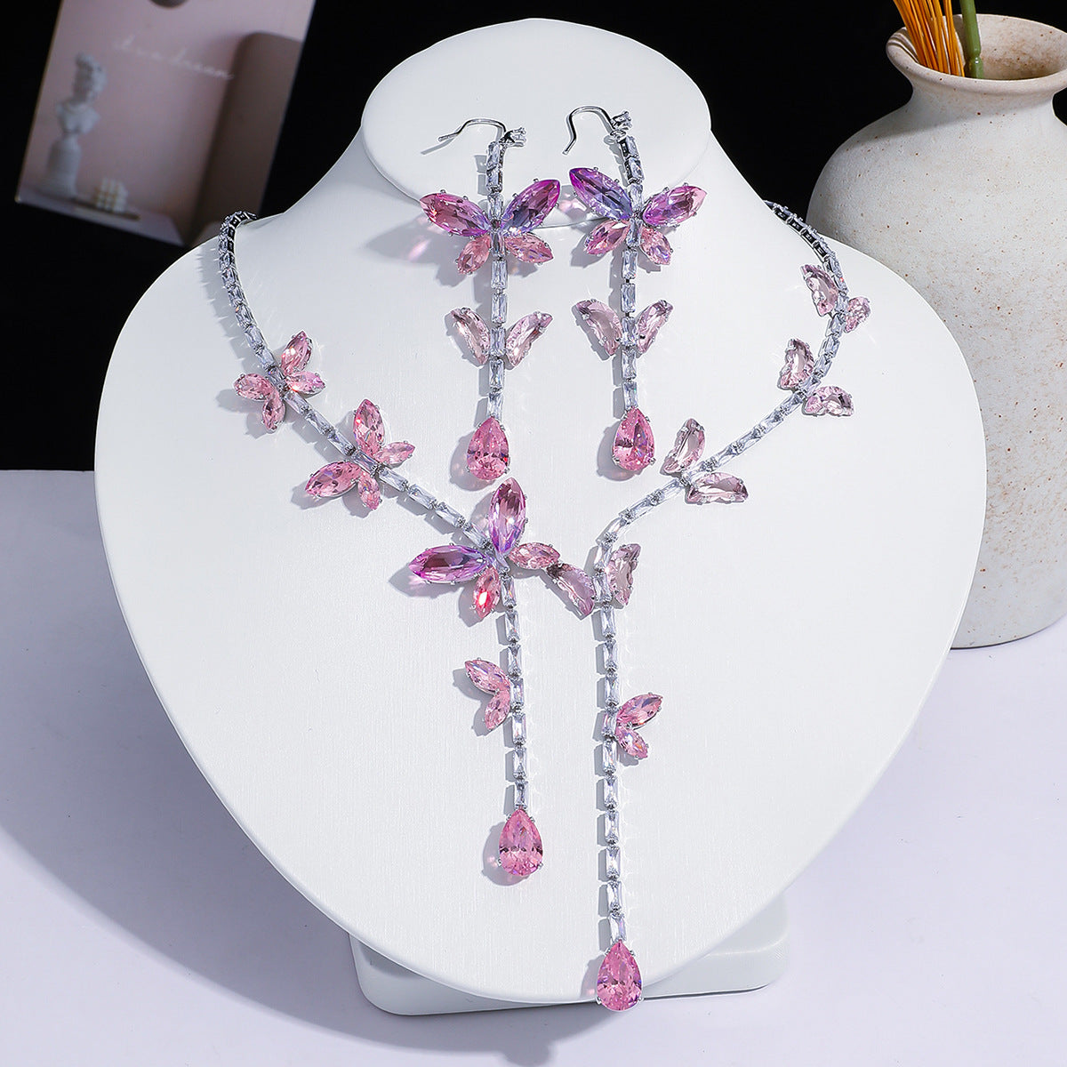Fashion Trend Zircon Green Butterfly Tassel Necklace