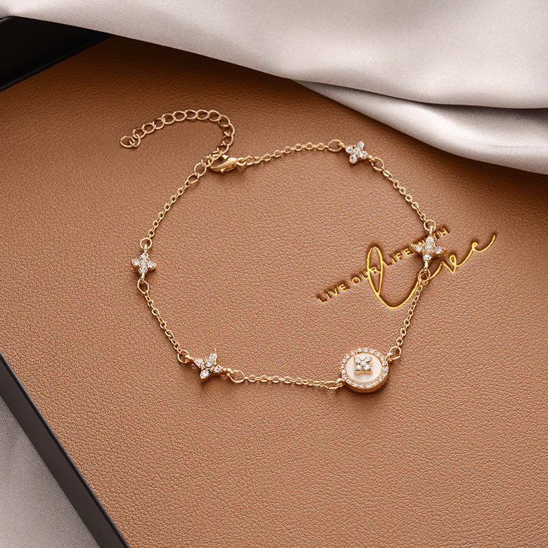 Vintage Pearl Female Style Design Simple Cold Bracelet