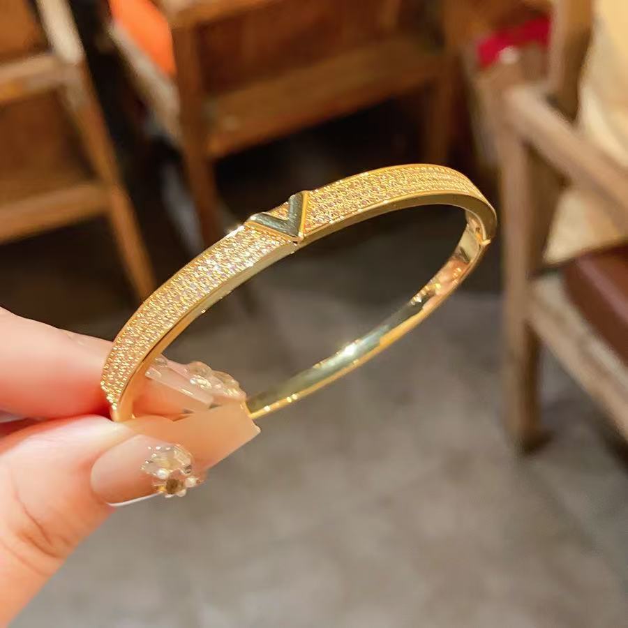 Graceful Creative Comfortable Classic Women's Zircon Bracelet
