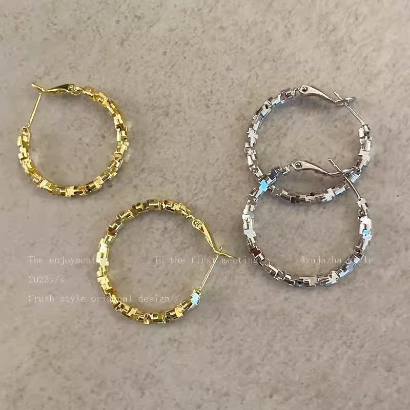 Round Ear Clip Light Luxury High-grade Exaggerated Face Rings