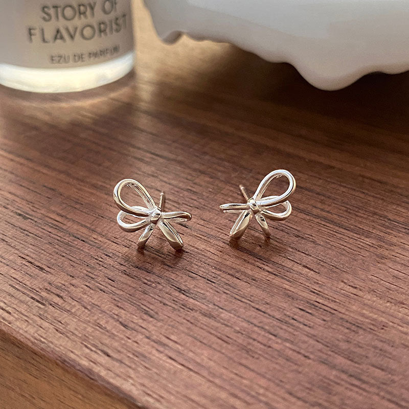 Women's Summer Niche Design Sense Simple Compact Earrings