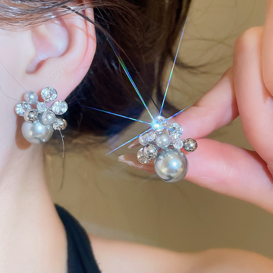Women's Style Refined Zircon Flower Pearl Light Luxury High-grade Ear Earrings