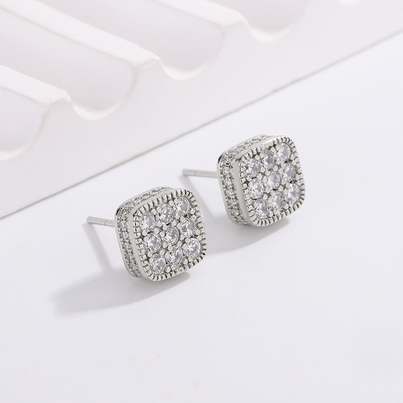 Streaming On Simulation Moissanite Ear Eight Hearts Arrows Earrings