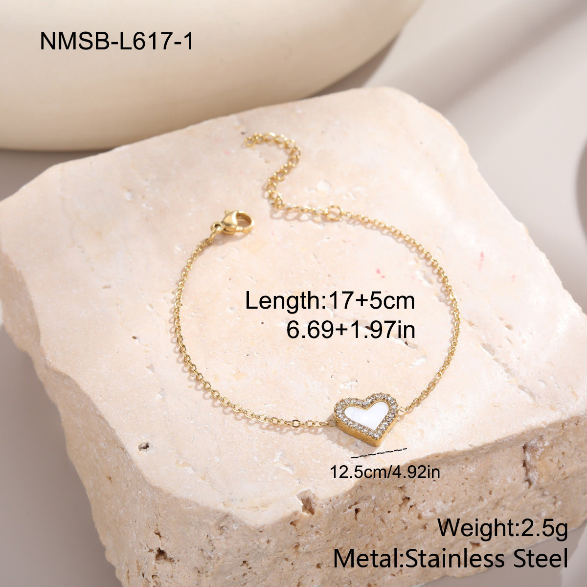 Women's Stainless Steel Retro Micro Rhinestone Heart Exquisite Refined Grace Bracelet