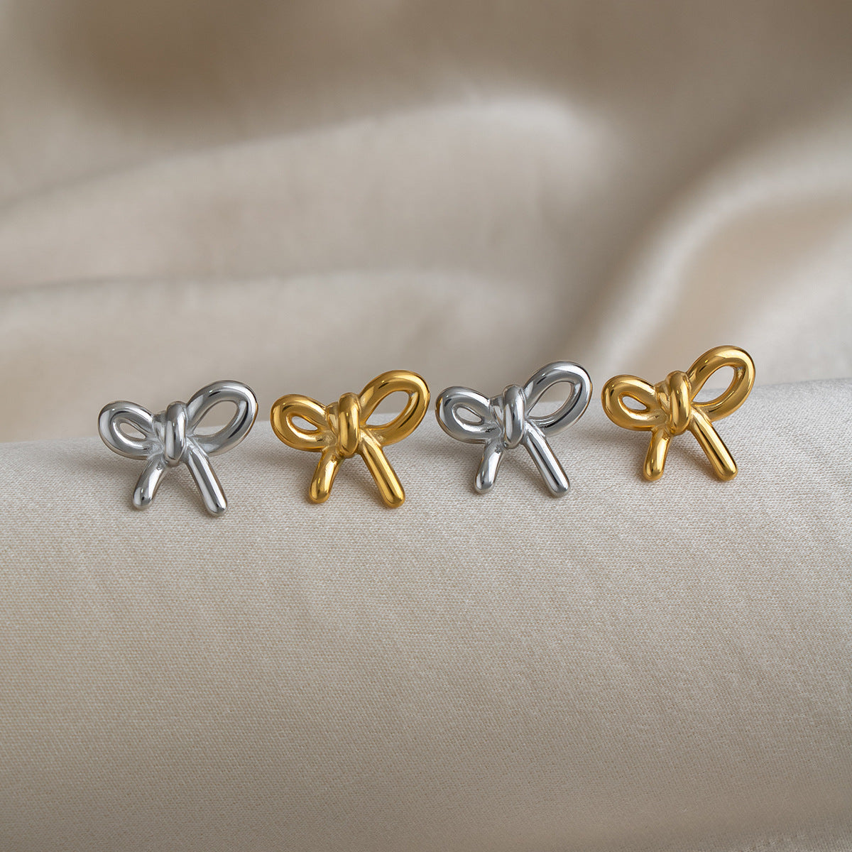 Fashion Sweet Mini Bow Stainless Steel Vacuum Gold Stud Earrings