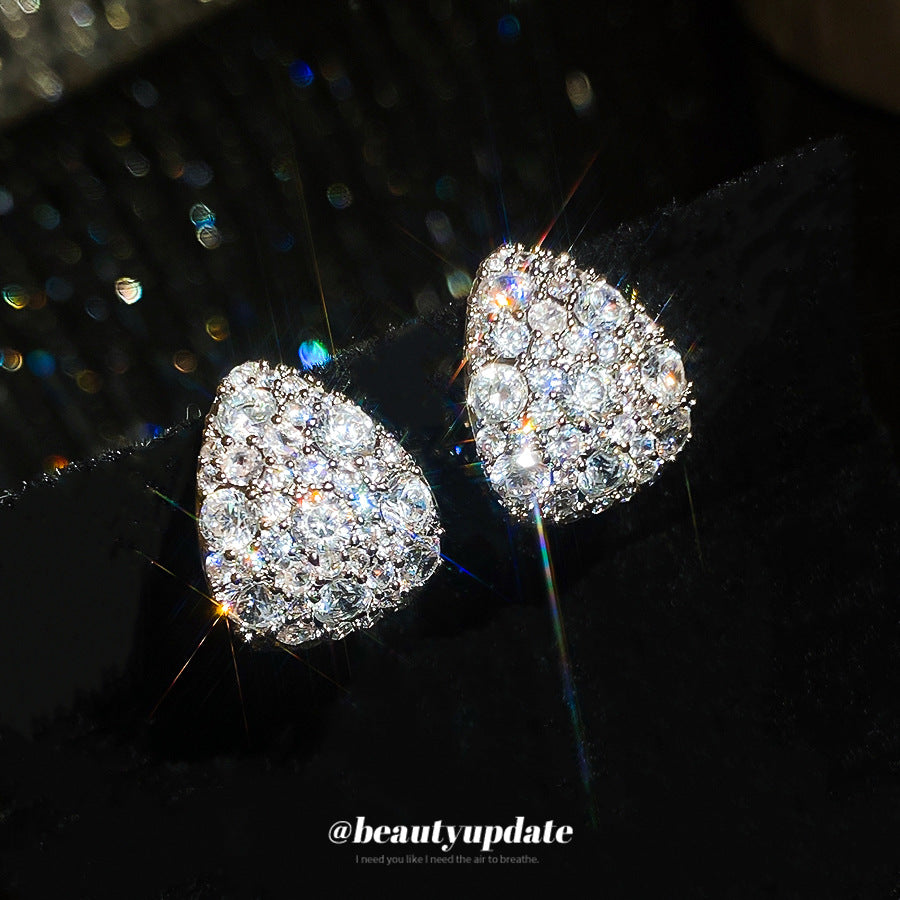 Needle Shining Zircon Water Drops Light Stud Earrings