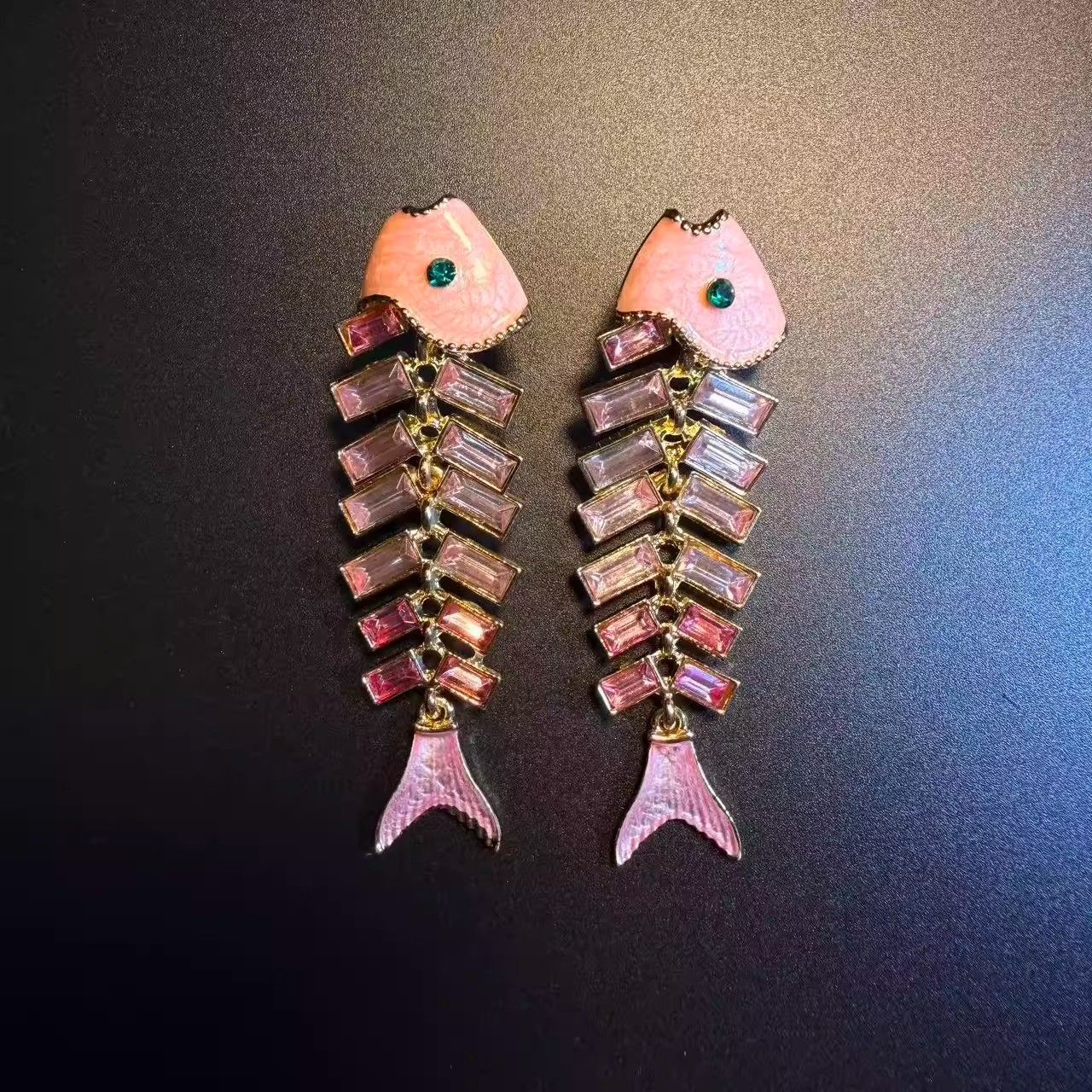 New Blooming Olive Vintage Pink Fishbone Stud Earrings
