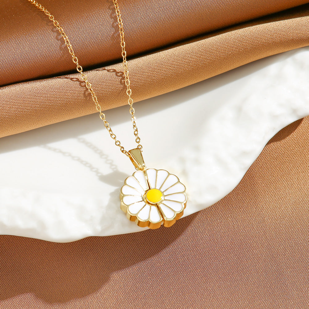 Little Daisy Titanium Steel Ladies Can Open Creative Close Clavicle Necklaces