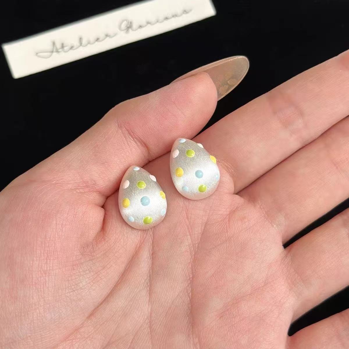 Polka-dot Lined Sier Bean-shaped Niche Sweet Earrings